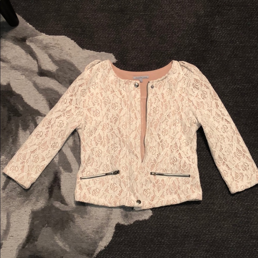 Lace Cropped Blazer